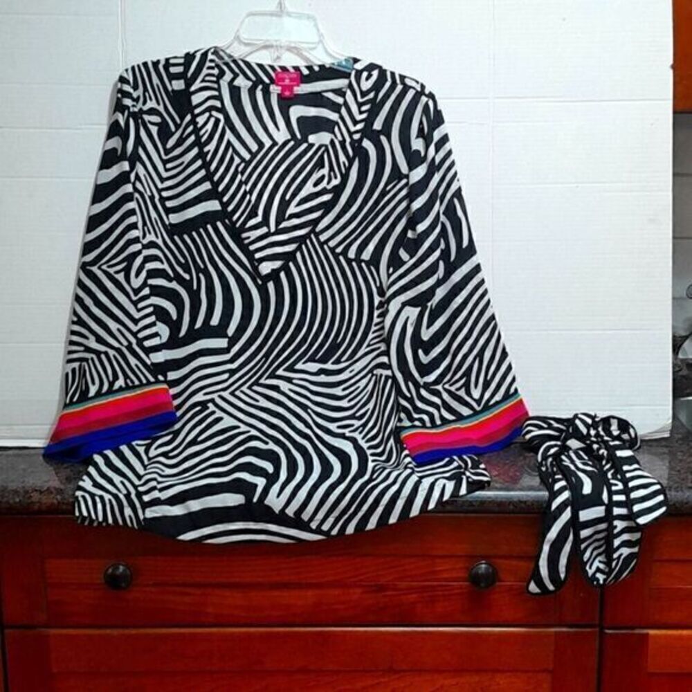 Trina Turk Blouse with Multi Use Belt...Size L
